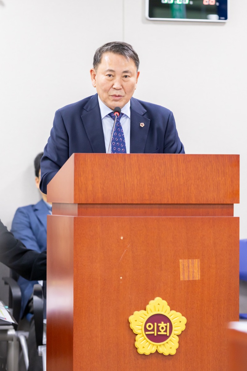 251124 명재성 의원, 경기도 기후행동 실천 및 확산 지원 조례안 상임위 심사 통과1.jpg