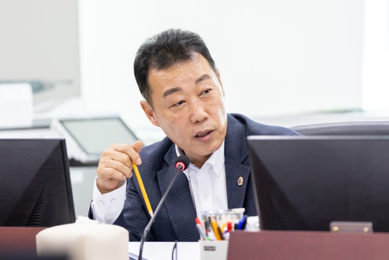 251124 이용호 의원, “공무직 대체인력 예산, 부서별 ‘따로 편성’ 그만”.jpg