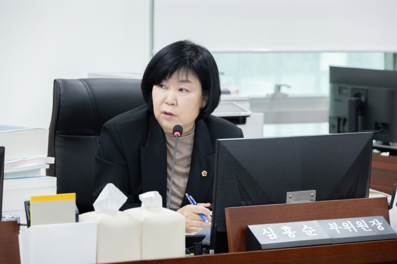 251125 심홍순 의원, “중소기업·창업 핵심사업 연속 감액...사업 지속성 흔들려”.jpg