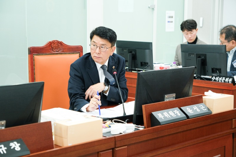 251125 윤성근 의원, “선감학원 국가책임 명확화와 국비 반영 필요” 강력 질타.jpg