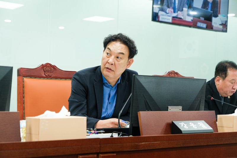 251127 강웅철 의원, 안전관리실 소관 위원회 예산집행 투명성 낙제점.jpg