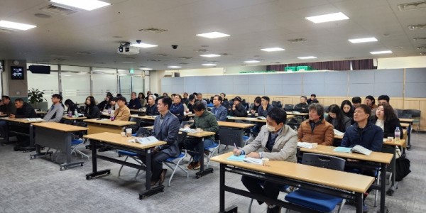 5. 용인특례시 기흥구가 직업소개사업 종사자를 대상으로 교육을 진행했다..jpeg