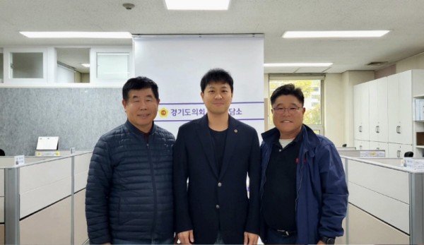 251031 유영일 의원, 안양시 자전거 교실 안전교육 활성화 관련 면담 가져.jpg