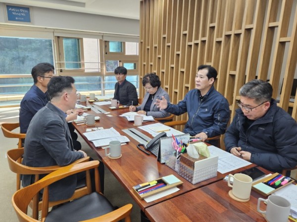 251104 “공항버스는 공공재”… 이영봉 의원, 7300번 노선 휴업에 긴급 대응 나서 (1).jpg