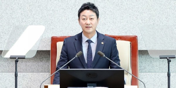 251104 김진경 의장, 제387회 정례회 개회...“마지막 행감 및 새해 예산안 심의, 끝까지 책임지는 의정” 당부 (1).jpg