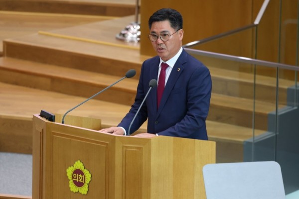 251104 정하용 의원, 실질적 교육복지로 교복지원제도 개선 촉구 (2).jpg