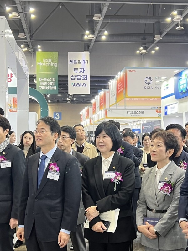 251105 심홍순 의원, “산업혁신 이끄는 디지털 전환, 경기도가 중심 돼야” (1).jpg