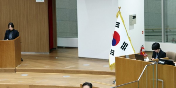 251106 이진형 의원, “대한민국 AI 3대 강국 도약 위해 화성에 ‘AI 산업벨트’ 조성하자” (2).jpg