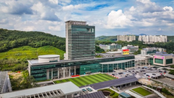 11. 용인특례시청.jpg