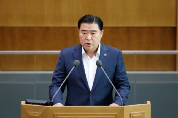 251106 이한국 의원, “머무는 경기, 빛나는 인물, 성장하는 미래” 경기도 문화·예술·관광정책 새 길 제안 (1) (1).jpg