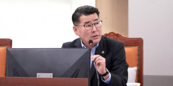 251107 “14명이 연간 2만여 건의 불법 부동산 거래 단속”...유종상 의원, ‘전담 조직’ 신설 강력 촉구.JPG.jpg