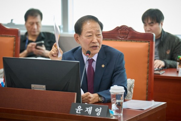 251107 윤재영 의원, 예술인 기회소득 예산 과잉집행…전통사찰 방재시스템 실효성 검증해야.jpg