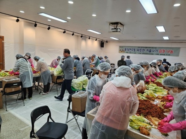 6-1. 풍덕천2동 주민자치위원회, 김장나눔 행사.jpg