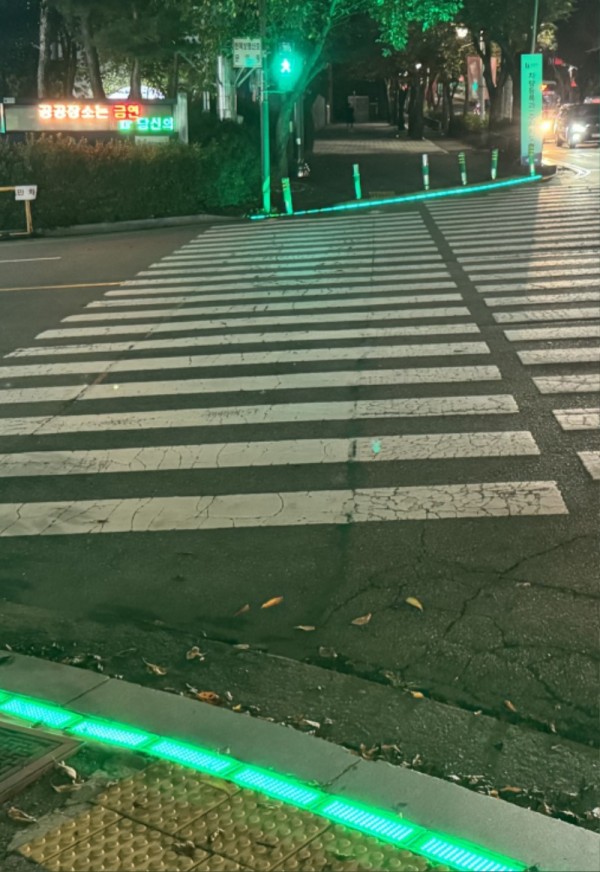 바닥신호등1.jpeg