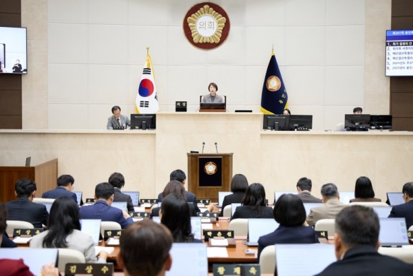 20251110 용인특례시의회, 제297회 제2차 정례회 개회(1).jpg