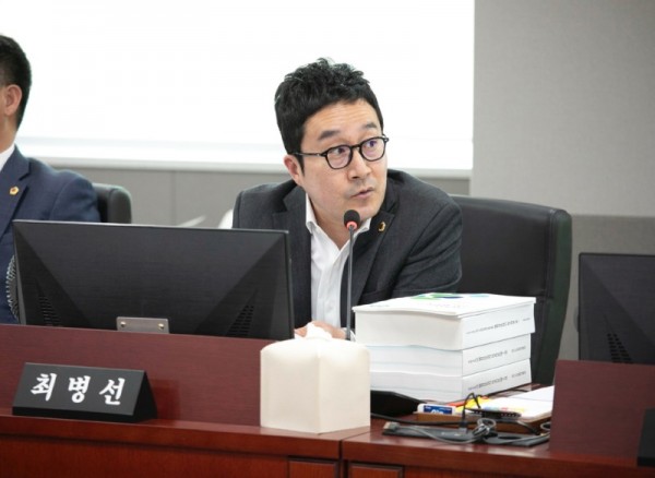 251111 최병선 의원, 외국계 기업에 위탁된 인턴캠프, 단기 일자리로 전락한 라이트잡...정책 취지 흔들 (1).jpg