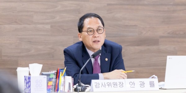 251113 안광률 의원, 도교육청 직속기관 신뢰받는 행정 실현해야.jpg
