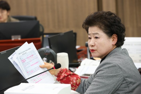 251113 남경순 의원, 배리어프리 키오스크 의무화 시행 10개월... 창업 3년 미만 소상공인도 지원해야.jpg