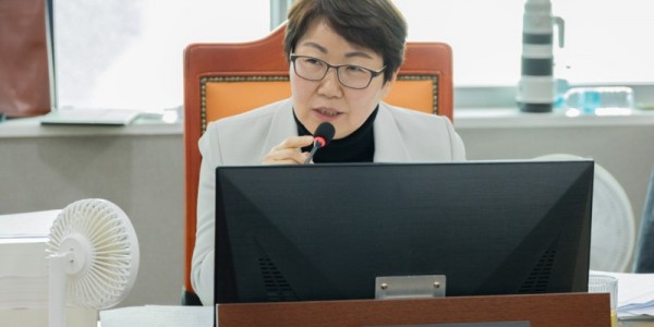 251113 성복임 의원, 경기도 바우처택시 ‘카카오 수수료’ 구조 전면 점검 요구,  군포 공항버스 시민 편의 증진 함께 강조.jpg