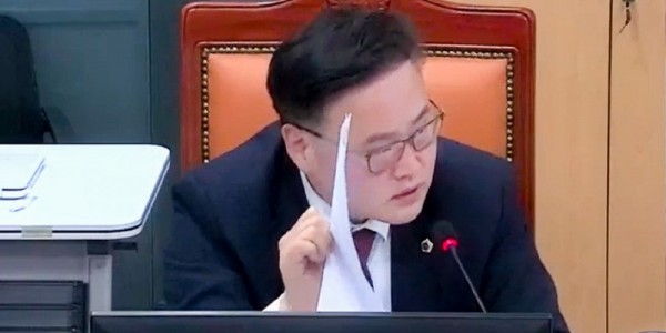 251113 김정영 의원, ‘경기도형 아동돌봄광역센터’...돌봄 품질 관리체계 내실화 촉구.jpg