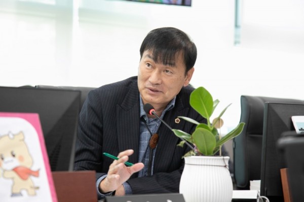 251113 서광범 의원, 칡 방제부터 별빛휴양림까지… 산림현안 곳곳 문제 일침.jpg