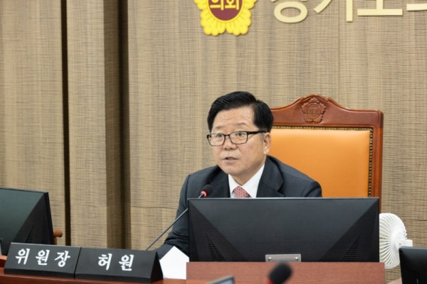 251113 허원 의원, “내연기관 달달버스가 기후도정의 상징”... 내년 교통국 예산은 없어 ‘덜덜’ (1).jpg