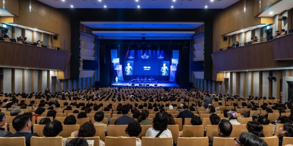 [사진1] 그림과 스토리가 있는 음악회 2.0 공연사진.jpg