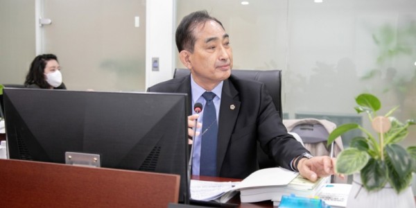 251114 김창식 의원, 평택·당진항 통합 유지준설 사업 전국 최초 통합관리 사례로 성공모델 만들어야 (1).jpg