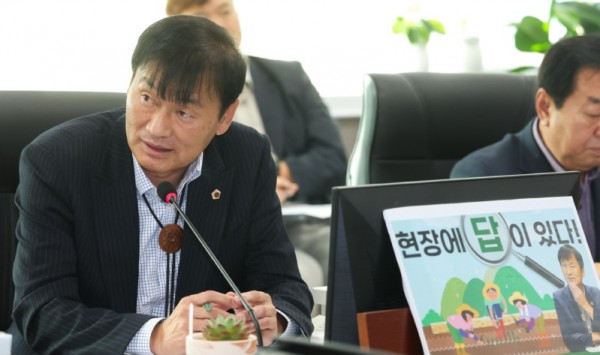 251114 서광범 의원, 농수산진흥원 행정사무감사에서 “현장 중심” 개선 요구.jpg