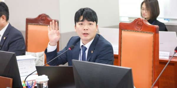 251114 정동혁 의원, “12.3 비상계엄이 경기도 관광 흔들어”...DMZ·외국인 방문 감소 실태 공개.jpg