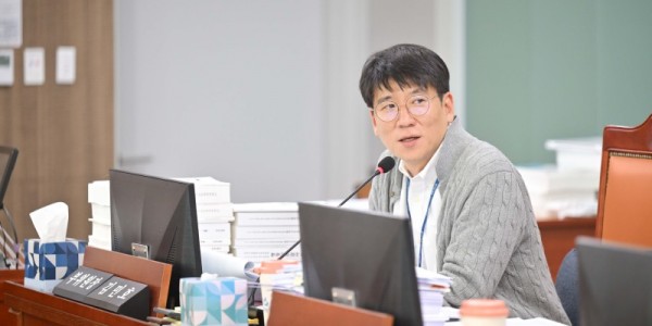 251114 김민호 의원, “도서관 BTL 방식 재점검·여성정책 거버넌스 전면 재설계 필요”.jpg