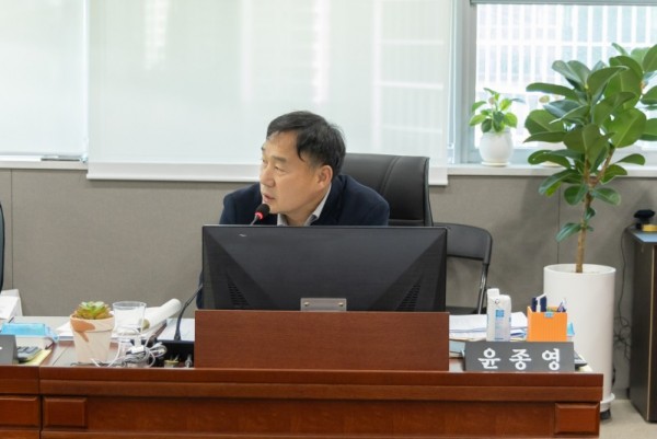 251117 북부 R&amp;D센터 1년 표류...윤종영 의원, 경기도농업기술원 행정 실패 직격.jpg