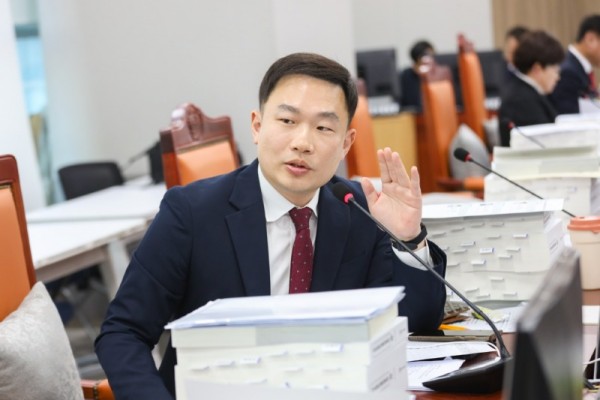 251118 이호동 의원, 질병결석 유급 학생, 제도적 대안 통해 반드시 보호해야.jpg