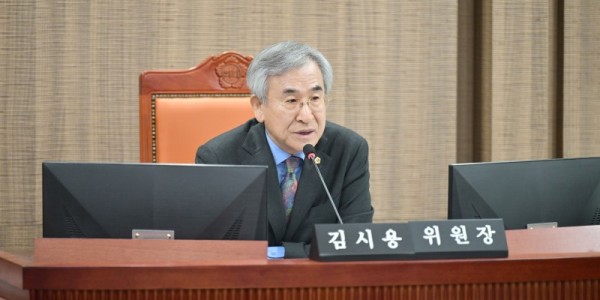 251119 김시용 의원, 공공개발 등 전반에 지연·관리 부실 지적...개선책 마련 시급.jpg