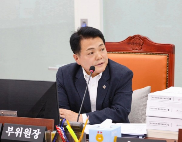 251119 이인규 의원, 사교육이 교실을 대체하는 현실... “경기도 공교육 기본부터 다시 세워야”.jpg