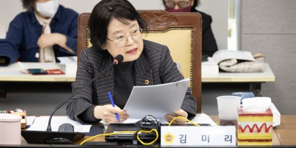 251120 김미리 의원, 개물림 사고 증가하는데... 경기도의 기질평가 운영, 도민 안전 대비가 너무 부족하다.jpg