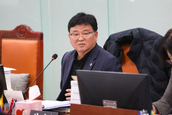 251120 성기황 의원, “의무고용률 절반도 못 채운 경기도교육청... 3년간 800억 부담금 납부” 소극 행정 질타!.jpg