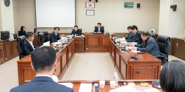 20251120 2025년 행정사무감사 4일차(3)도시건설위원회.jpg