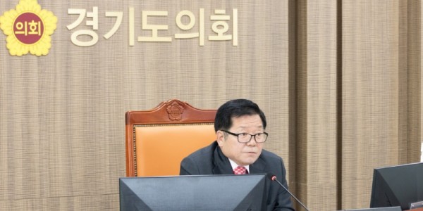 251121 허원 의원, “이동편의기술지원센터 예산 축소... 도지사 공약 이행 불가능 수준”.jpg