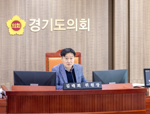 251121 김태희 의원, 「경기도 커피찌꺼기 재활용 지원 조례안」 상임위 통과.jpg