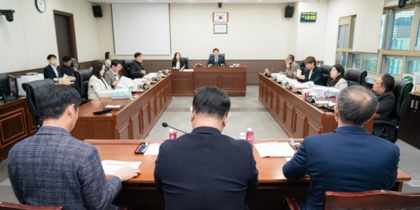 20251121 2025년 행정사무감사 5일차(1)자치행정위원회.jpg