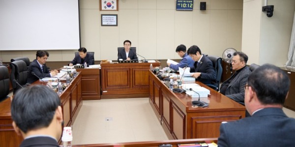 20251121 2025년 행정사무감사 5일차(4)도시건설위원회.jpg