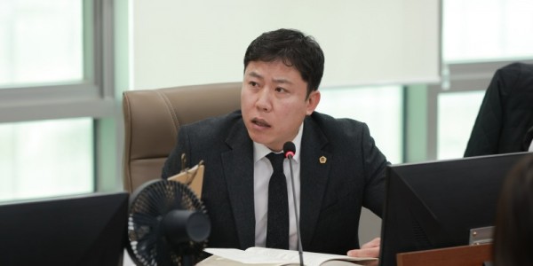 251124 오세풍 의원, “학생 건강·안전이 우선”...체육시설 환경개선 중요성 제기1.jpg