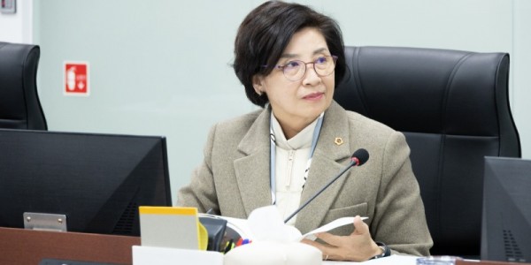 251125 김미숙 의원, “미래산업 경쟁력은 기초과학에서 시작... 예산 축소는 역행”.jpg