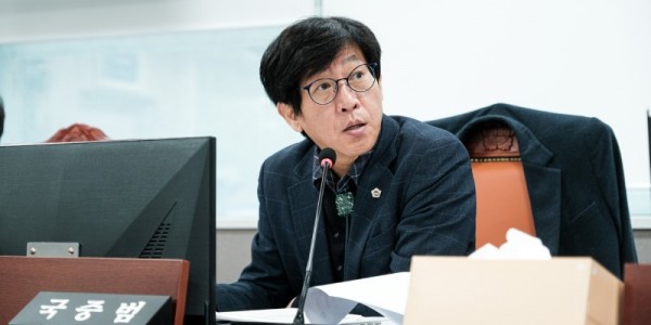 251125 국중범 의원, “도민 복지예산 전액 삭감하고 행사예산 10억 편성” 자치행정국 예산안 전면 재검토 촉구.jpg