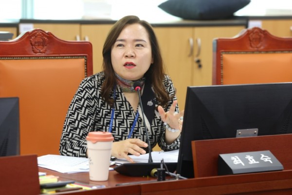 251126 최효숙 의원, 우수한 자체사업의 감액,일몰...교육·평생학습·청년지원사업의 본래 취지 강조.jpg