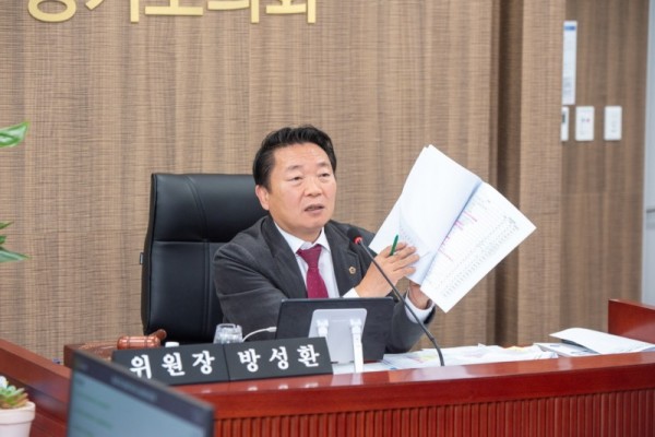251126 방성환 의원, “농업기술원 예산 400억대로 추락... 236개 사업 삭감은 심각한 문제”.jpg