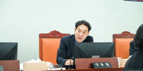 251127 강웅철 의원, 자치경찰위원회 예산 산출근거 미비 질타.jpg