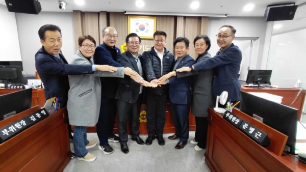 251127 건설교통위원회, 정당 초월 ‘민생중심’ 예산안 심사 맞손 (1).jpg