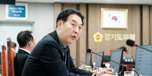 251128 강웅철 의원 지방보조사업 운용평가 무용지물 전락,성과계획서 목표치 오락가락.jpg